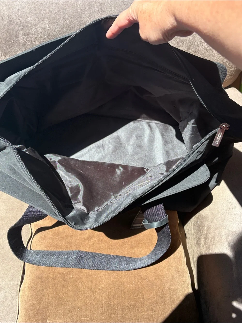 Burberry Black weekender Tote Bag - Classic Everyday Carry fragrance tote
